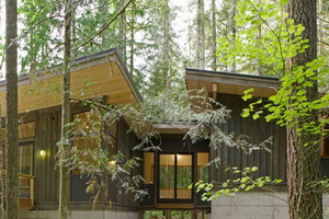 Highly insulated rustic Eco-homes utilising sustainable, locally sourced materials giving warm and comfortable, low maintenance homes with low running costs and low carbon footprints. Properties can be finished with stone external walls or a mix of stone, wood and paint-rendered walls.